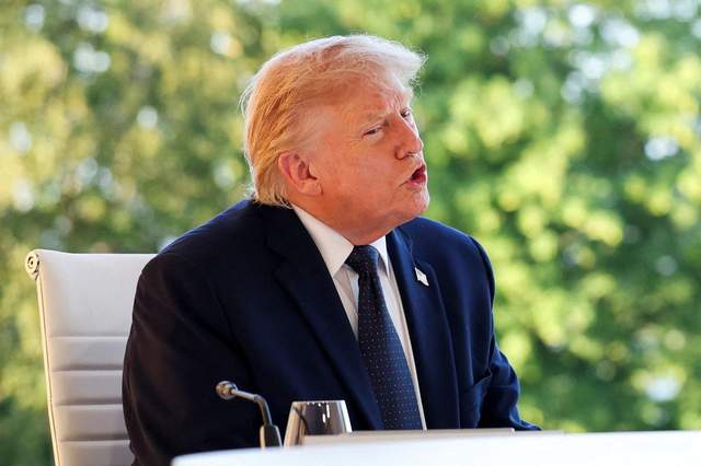 "Росія – велика машина": Трамп видав низку погроз у бік України і не забув похвалити Кремль