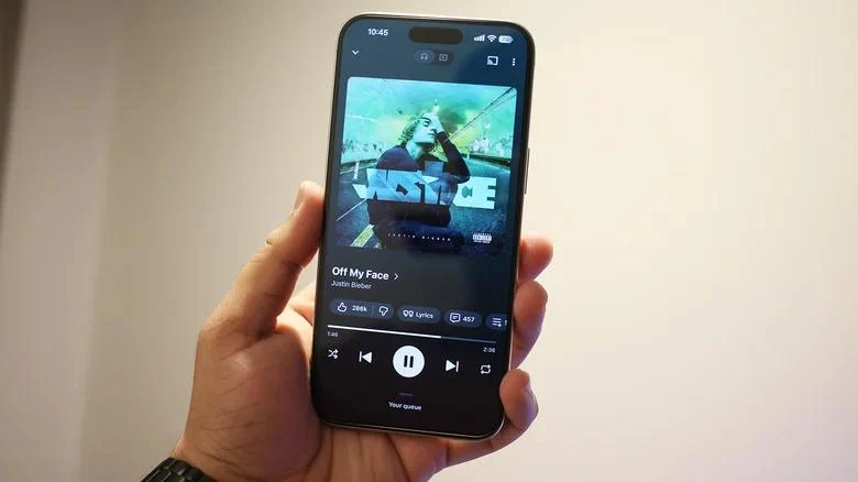 Чому не варто постійно вмикати режим енергозбереження на смартфоні: 4 приховані недоліки